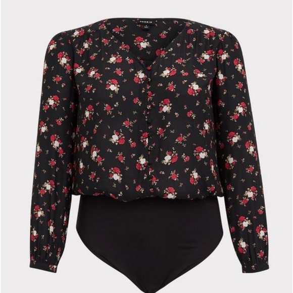 Black Floral Crepe Button Bodysuit - Picture 6 of 6